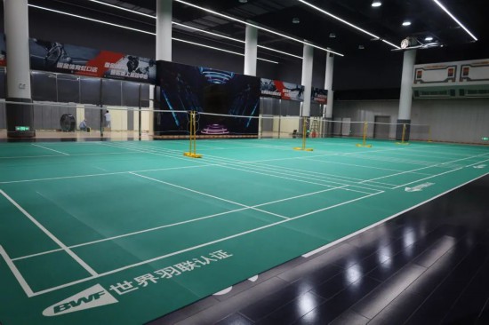 2025世界人形机器人运动会赛况激烈丽日篷房为赛事训练提供坚实保障(图1)