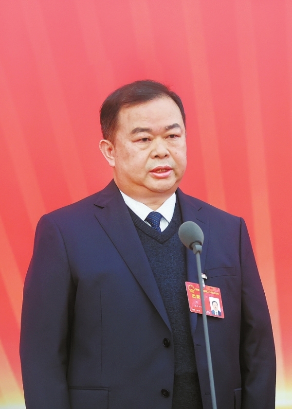 传递民声民情 共话履职担当！省十四届人大四次会议开启第一场“代表通道”(图3)