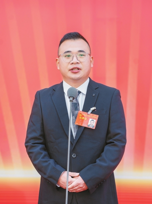 传递民声民情 共话履职担当！省十四届人大四次会议开启第一场“代表通道”(图4)