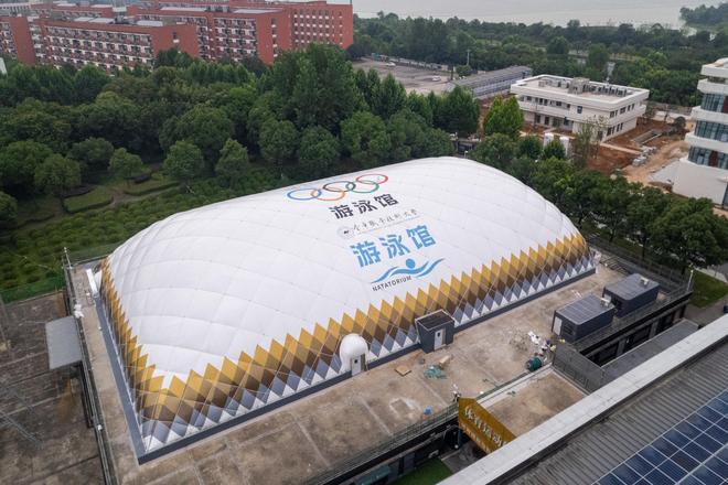 中成空间气膜馆如何满足专业运动场馆需求？(图1)