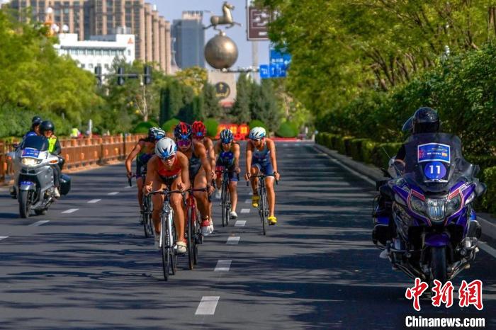 来“天下第一雄关”体验不到长城非好汉的“英雄梦”(图3)