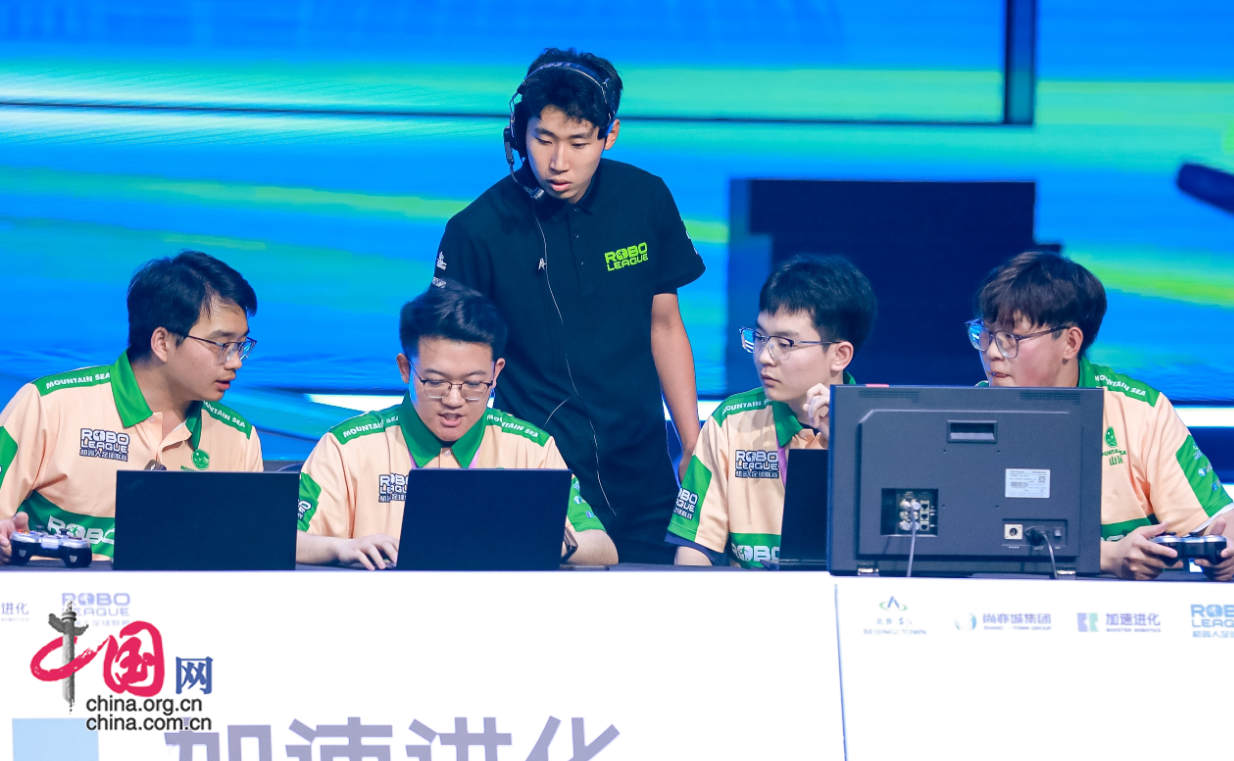 从赛场到客厅 竞技赛事加速人形机器人产业升级与场景落地(图2)