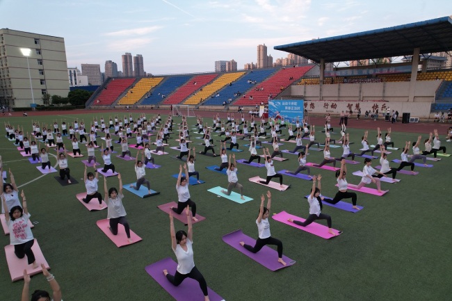 湖北商贸学院：崇尚体育之美构建五位一体的育人新生态(图6)