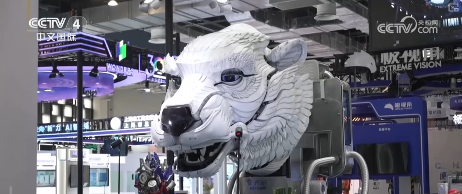 中国机器人产业稳居全球第一梯队 “全球首发”“中国首秀”重磅新品集中亮相(图2)