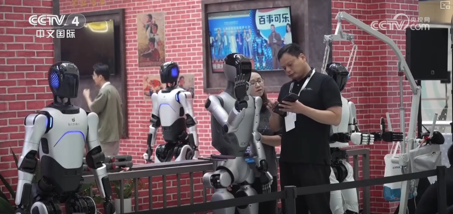 中国机器人产业稳居全球第一梯队 “全球首发”“中国首秀”重磅新品集中亮相(图8)