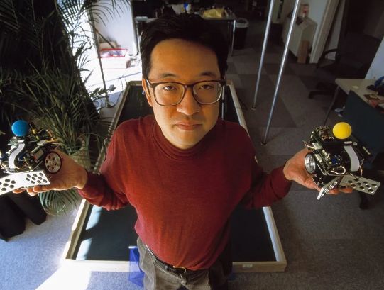 如果让RoboCup机器人训练男足出线的概率会不会大一点？(图3)