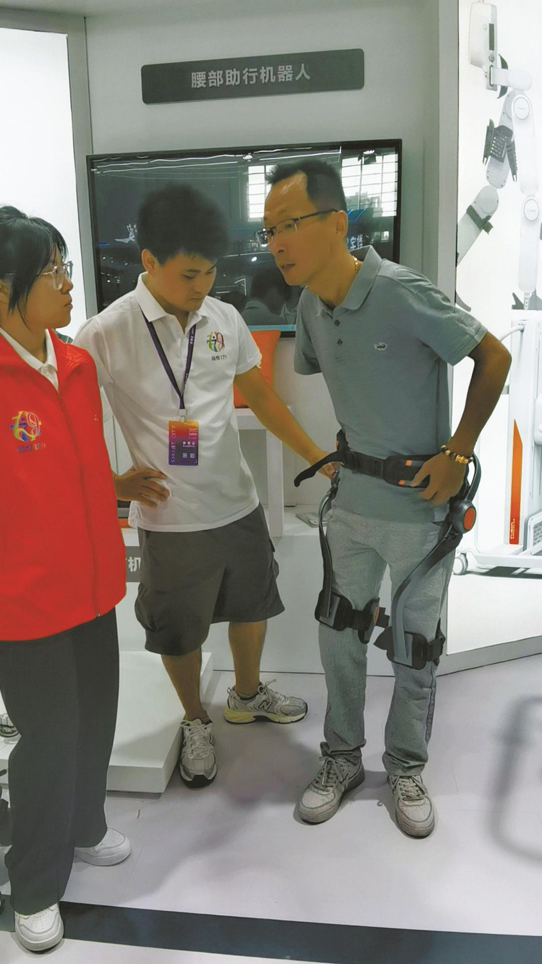 “中国手”出圈！英伟达、谷歌、微软、斯坦福、SKAILD AI选用星动纪元灵巧手(图1)