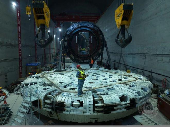 李亚隆：韧性2025(图27)