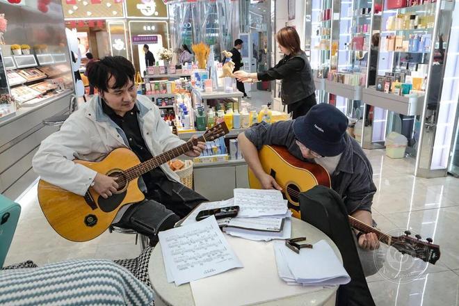 李亚隆：韧性2025(图43)