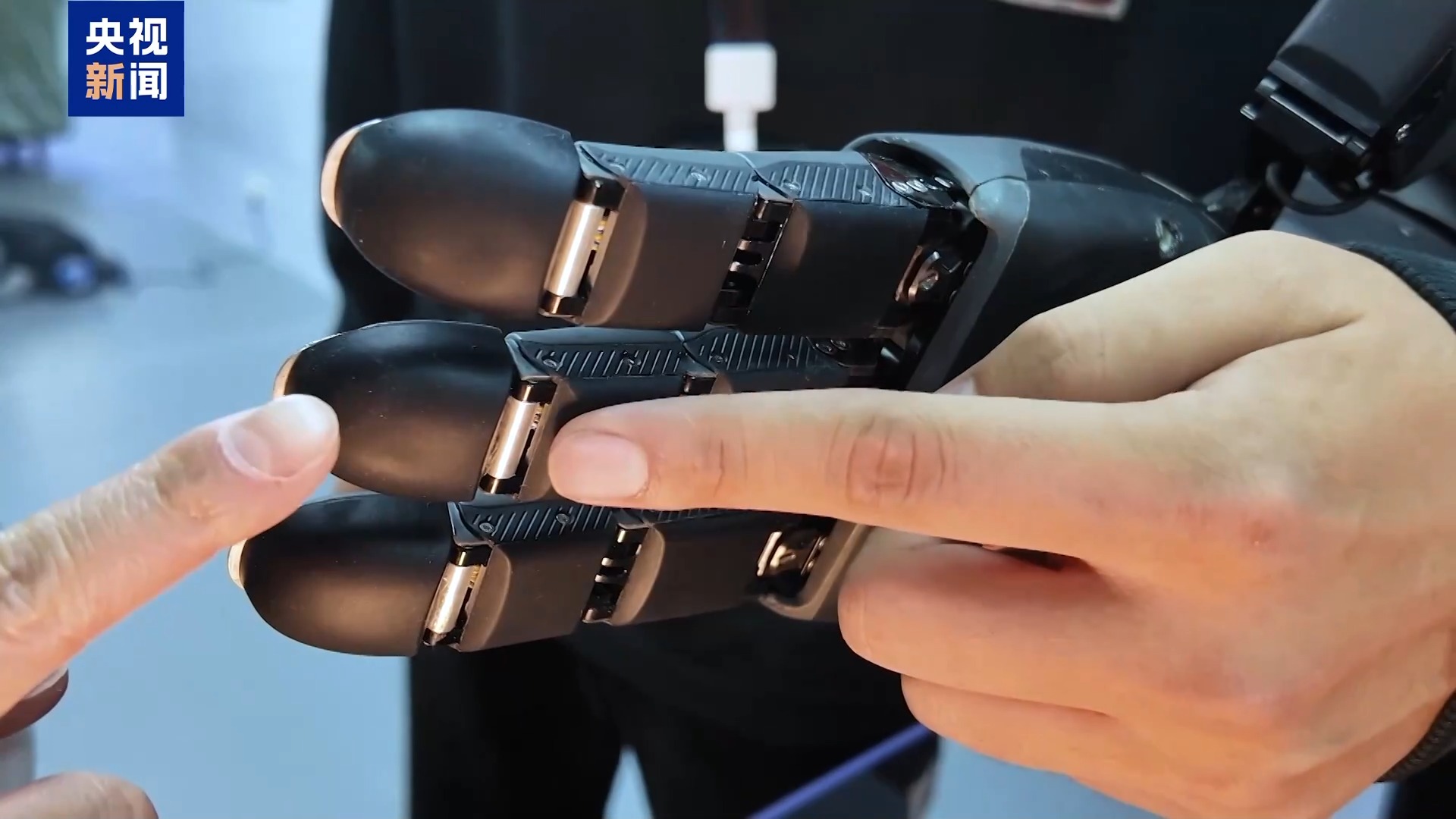 【明日主题前瞻】机器人从“能动”到“好用”训练数据成为制约行业发展的关键瓶颈(图1)