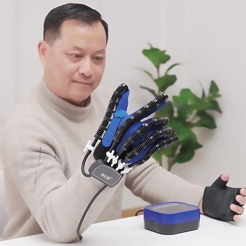 开源人形机器人端到端强化学习训练框架！星动纪元联合清华大学、上海期智研究院发布Humanoid-Gym!(图1)