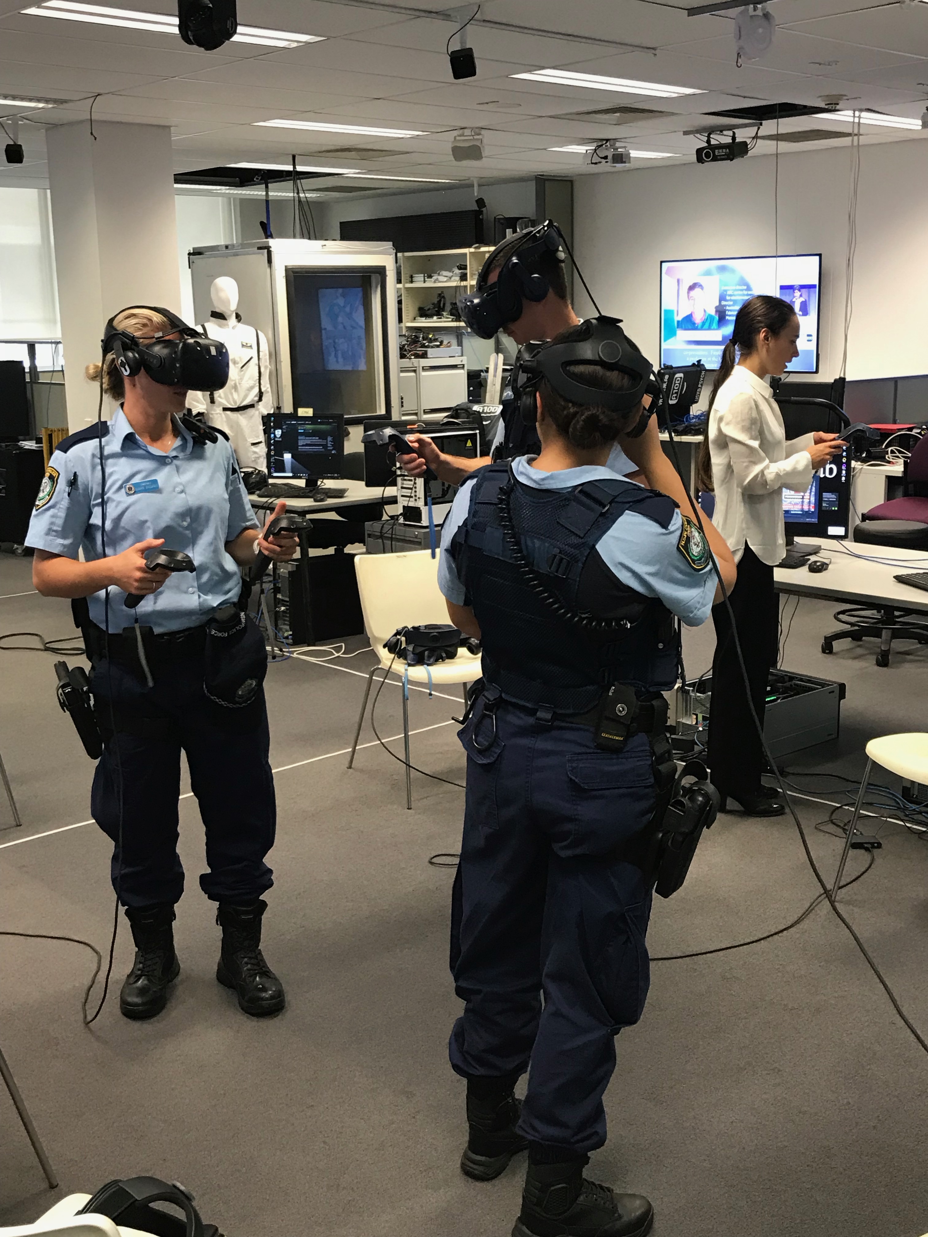 VR警务训练：醉酒警情规范处置执法流程与法言法语双提升！