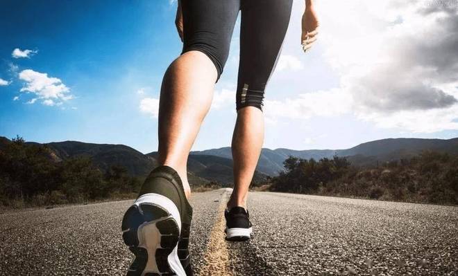 人活多久看走路就知道？寿命短的人走路一般会出现这7个特征(图7)