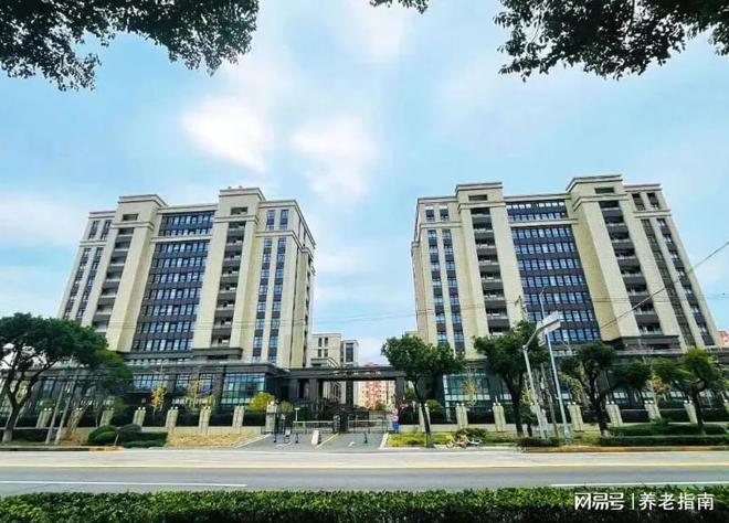 闵行梅陇镇4134元曙东颐养院：金都路1509号地址3月收费标准(图1)