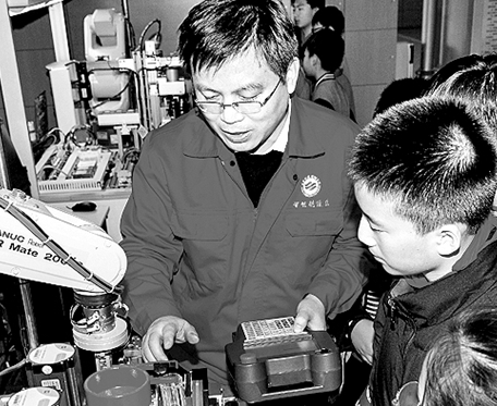 更优质均衡的教育让每个孩子“阳光灿烂”(图2)