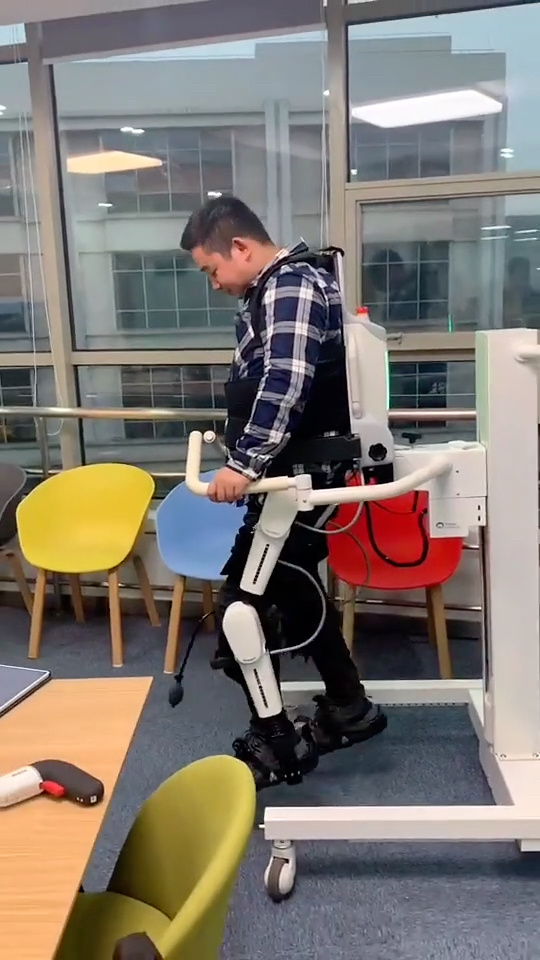 YILIAD外骨骼行走助力器：开启智能助行新时代轻松迈出每一步(图1)
