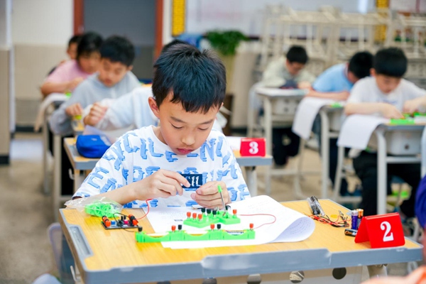 第九届重庆市青少年科学素养大赛首场线下区域赛在璧山开启(图2)