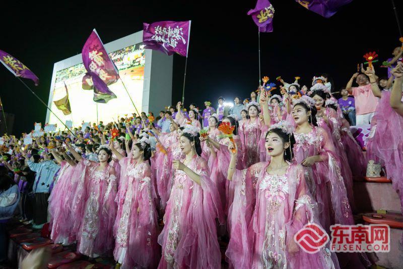 妈祖传情绿茵逐梦 “闽超”莆田VS泉州激情比拼燃动莆阳(图4)