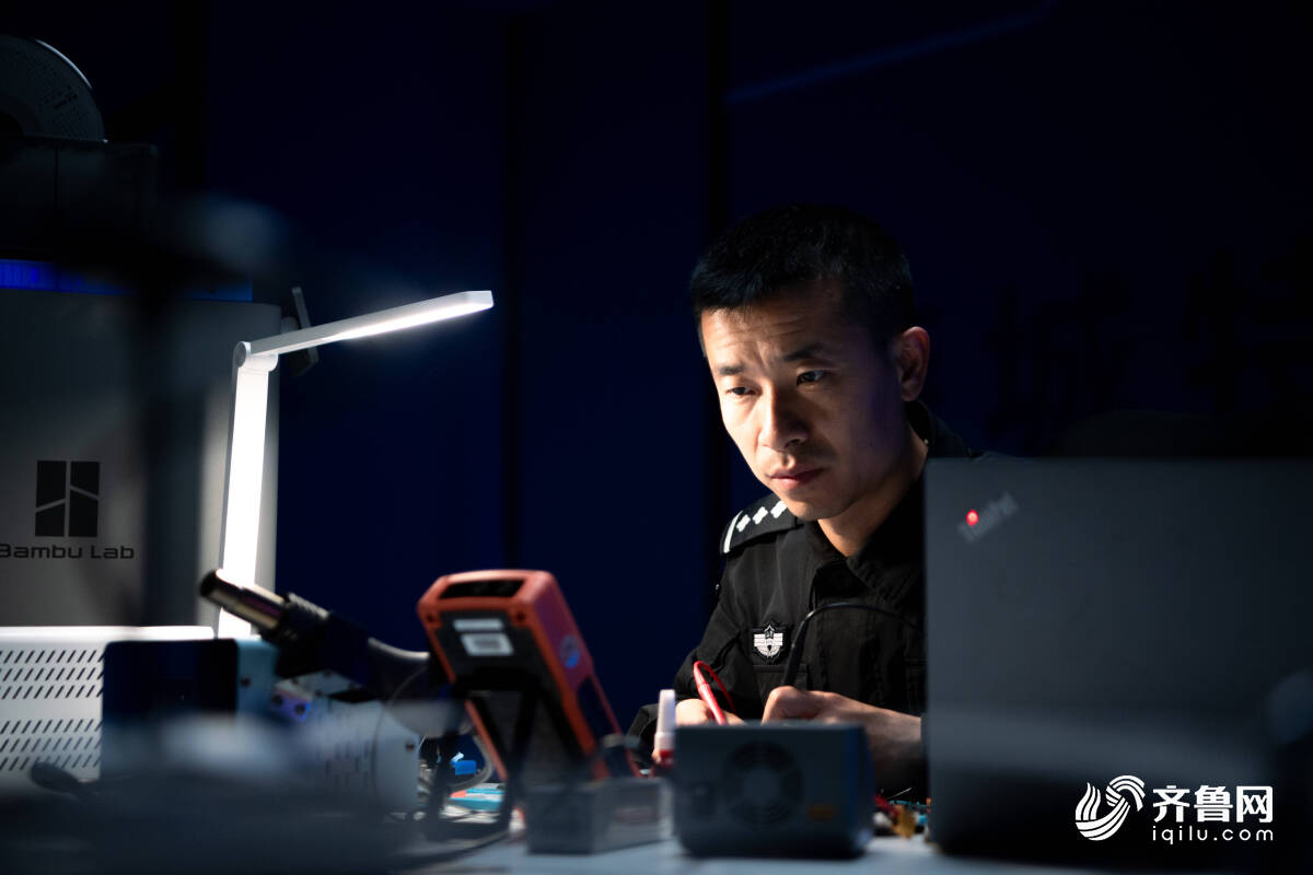 警营工匠 赵凯：千锤百炼成为警航技术尖兵(图5)