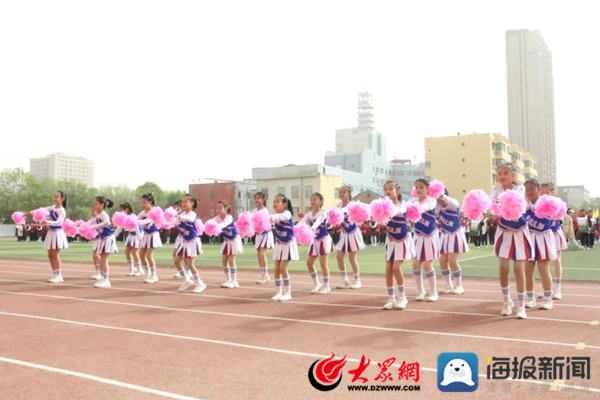 为何NBA比赛中途有啦啦队表演？而且都是美女不影响球员发挥？